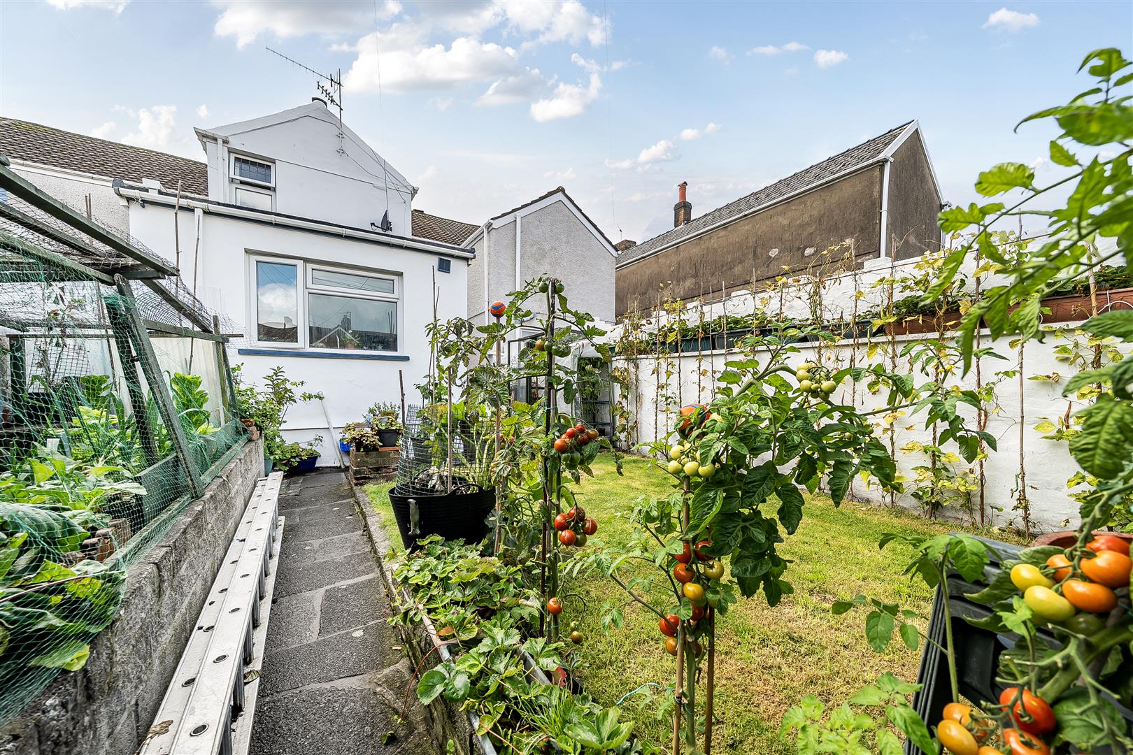 Lakefield Place, Llanelli, SA15 2TY